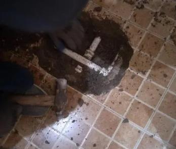 顺城卫生间漏水维修公司为您分享下卫生间渗水如何处理及注意事项